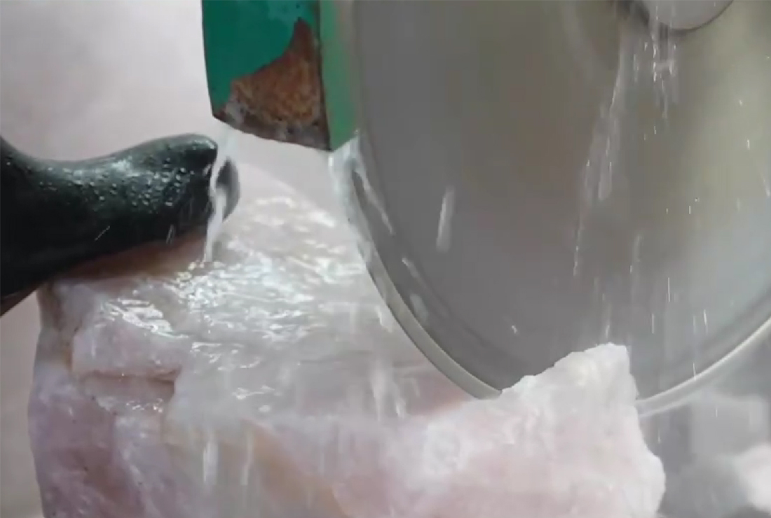 TERRA CRYSTAL Cutting